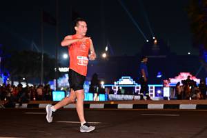 BIB: 21765
                            <button type="button" onclick="openModal(15065363)" class="btn btn-primary btn-sm float-right btn-popup" data-toggle="modal" data-target=".modal-high-quality">
                        <i class="fas fa-shopping-cart"></i> Add to Cart
                    </button>
                                            <button type="button" onclick="isThisMe(15065363, true)" class="btn btn-success btn-sm float-right btn-popup btn-isme hidden" data-toggle="tooltip" data-placement="bottom" title="นี่คือรูปของคุณใช่ไหม คลิกที่นี่เพื่อเอาเข้าอัลบั้ม">
                        <i class="fas fa-plus"></i> Add to album
                    </button>
                    <button type="button" onclick="isThisMe(15065363, false)" class="btn btn-warning btn-sm float-right btn-popup btn-isnotme hidden">
                        <i class="fas fa-ban"></i> Remove from album
                    </button>